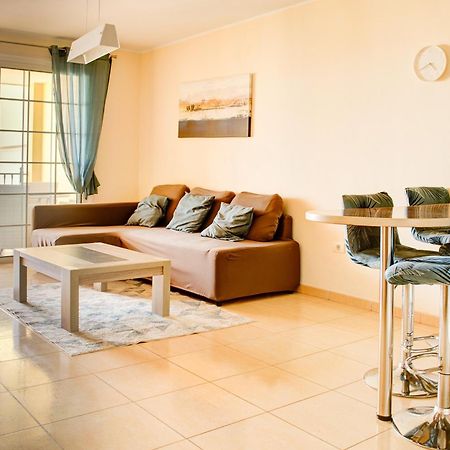 Well Refined Apartment - Stunning Pool بالم مار المظهر الخارجي الصورة